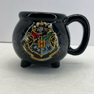 Harry Potter 20 Ounce Black Ceramic Cauldron w/ Hogwarts Crest Wizarding World